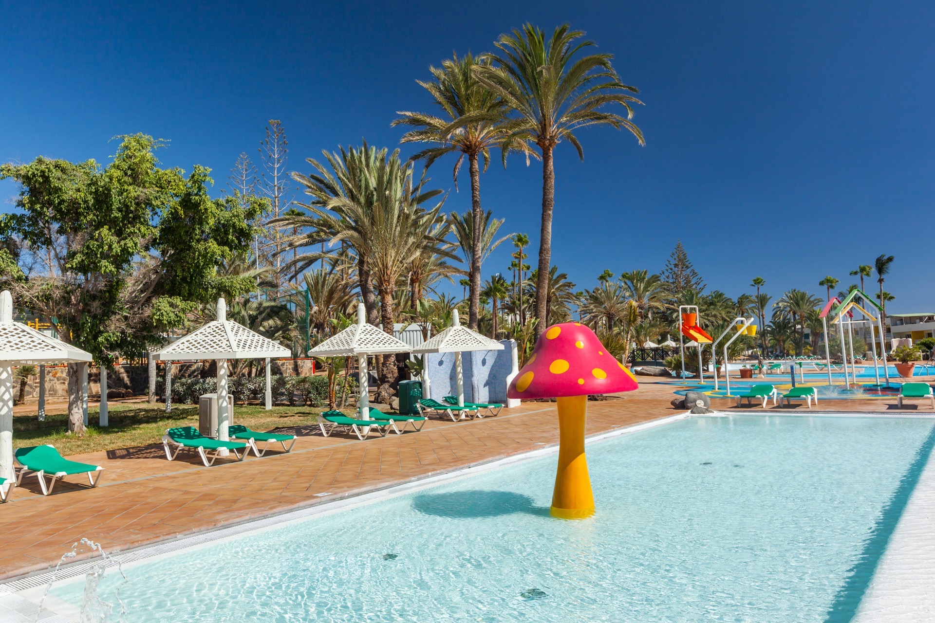 children's pools abora interclub atlantic by lopesan hotels