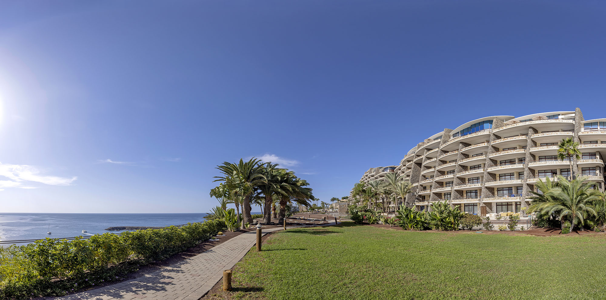 Bildergalerie des Außenpools im Anfi del Mar Resorts