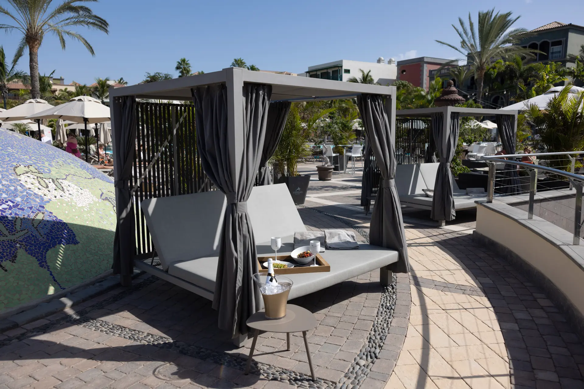 bilder und fotos lopesan villa del conde resort & thalasso balinesische betten