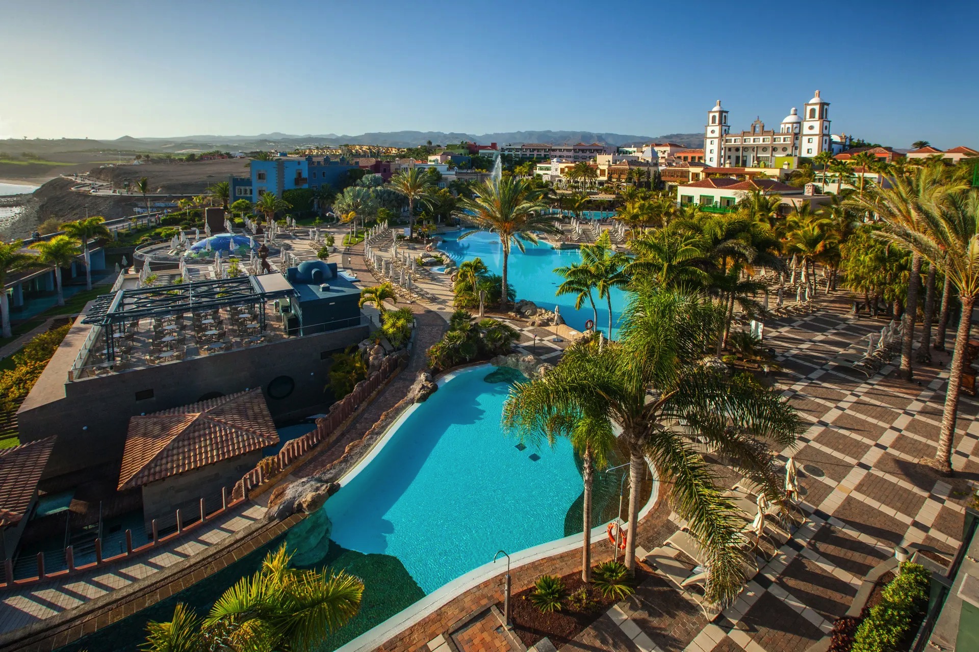 galeria de imágenes exterior hotel lopesan villa del conde
