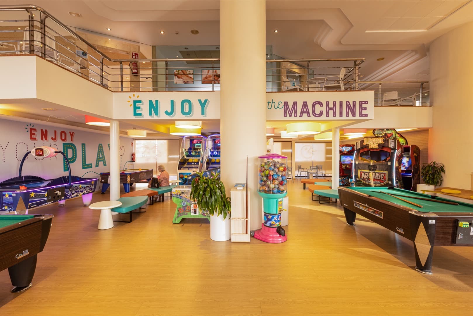 bilder und fotos abora continental by lopesan hotels videospielbereich