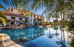 Unique by Lopesan Hotels